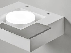 Гипсовая настенная лампа