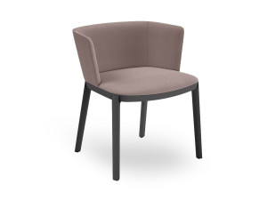 Мягкий стул с подлокотниками