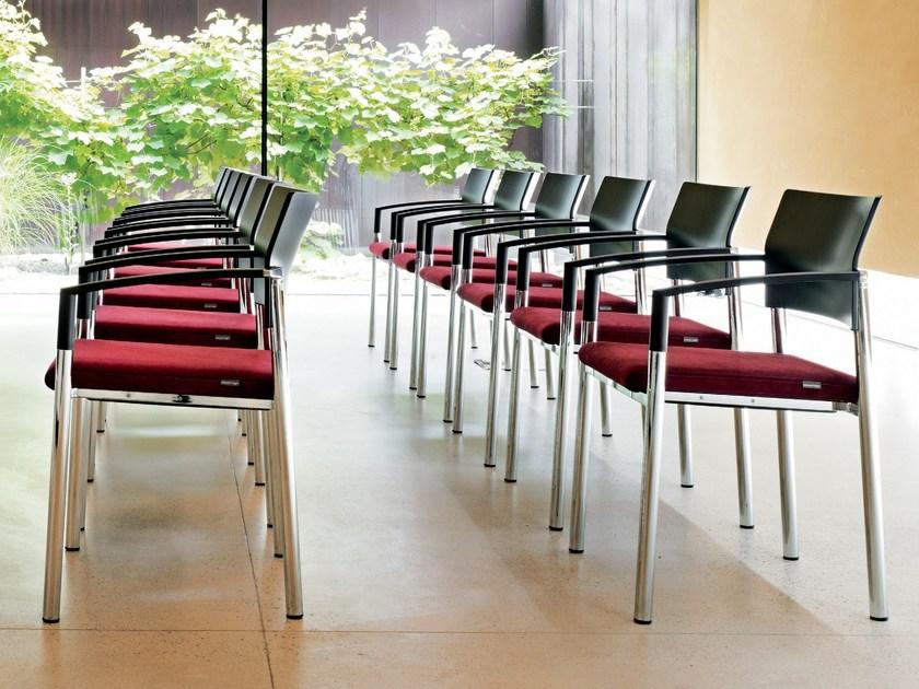 Wiesner-Hager Штабелируемый стул для конференций из ткани с подлокотниками Aluform_3 6431 - Вид №2