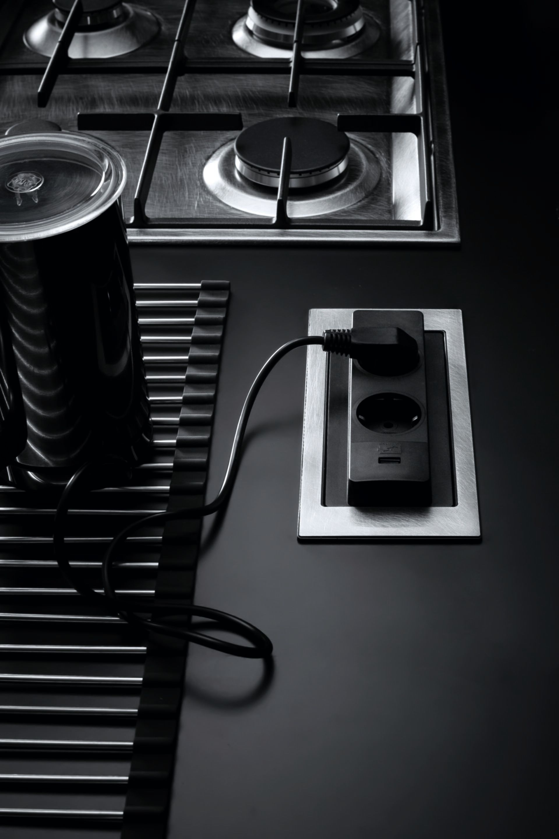 Электрическая розетка из нержавеющей стали с USB Barazza 1PPB ARCH-00068242 - Вид №1