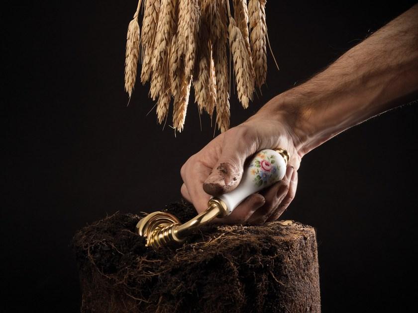 LINEA CALI' Металлическая оконная ручка в классическом стиле Dalia sun-id-1511413 - Вид №1