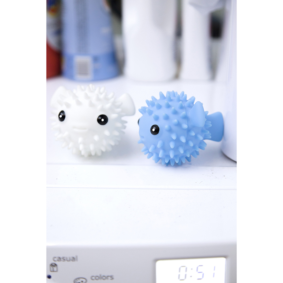 LB09 Набор шариков для стирки puffer fish, 2 шт Kikkerland  - Вид №3