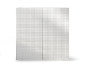 Шкаф из МДФ с распашными дверцами