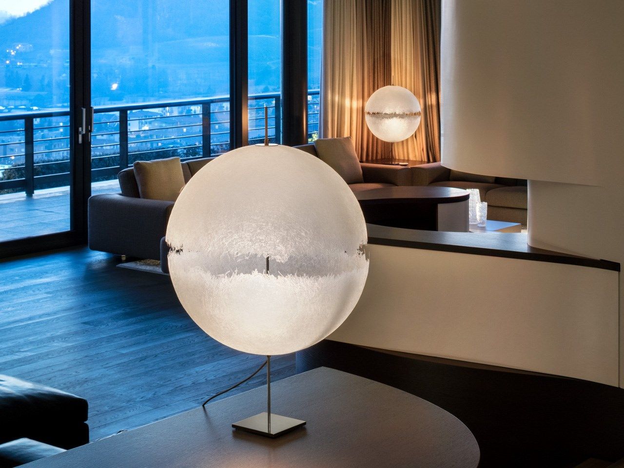 Светодиодная настольная лампа из стекловолокна Catellani & Smith PostKrisi ARCH-00114833 - Вид №1