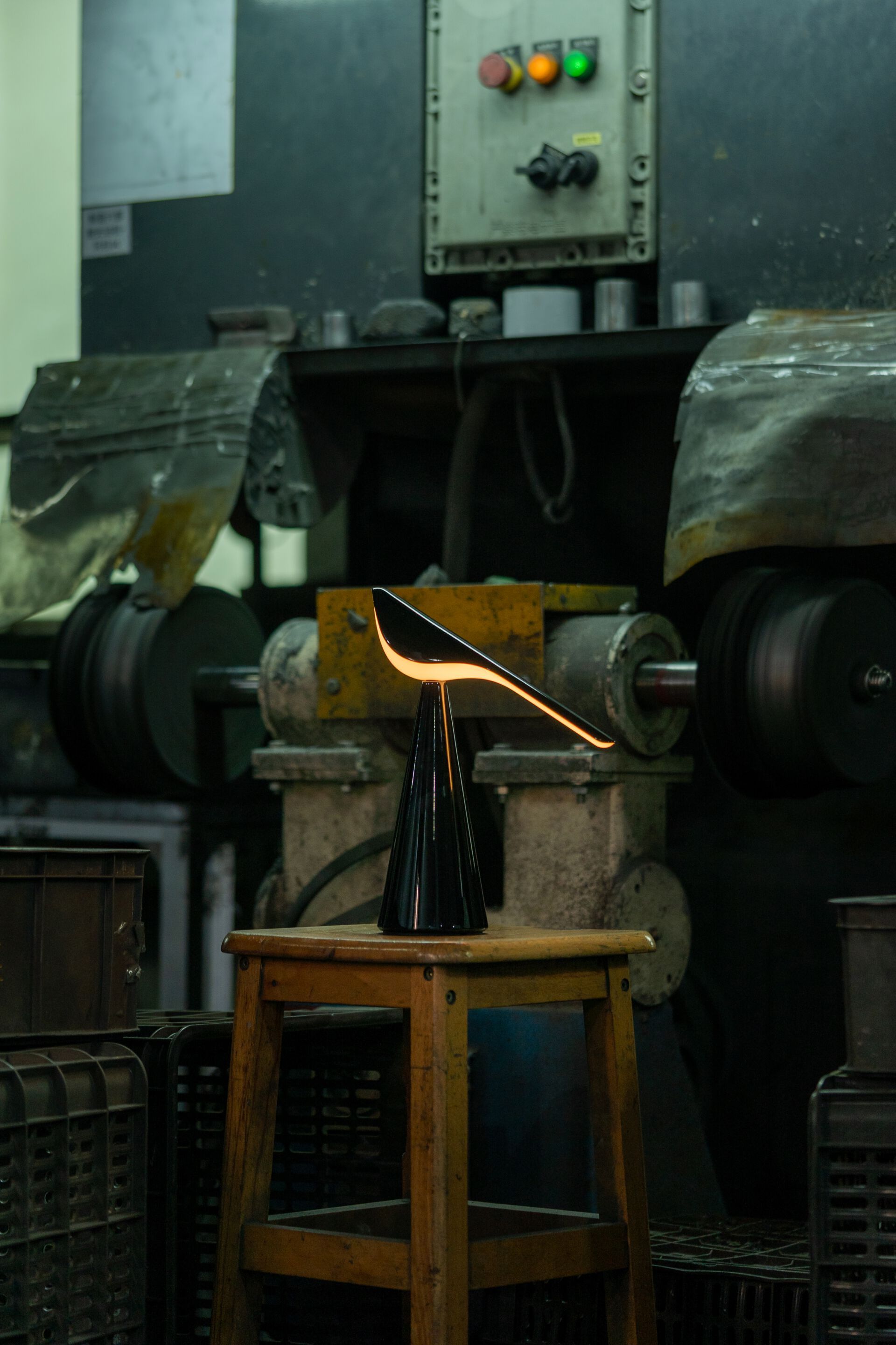 Алюминиевая светодиодная настольная лампа Established&Sons TIKI ARCH-00145932 - Вид №61