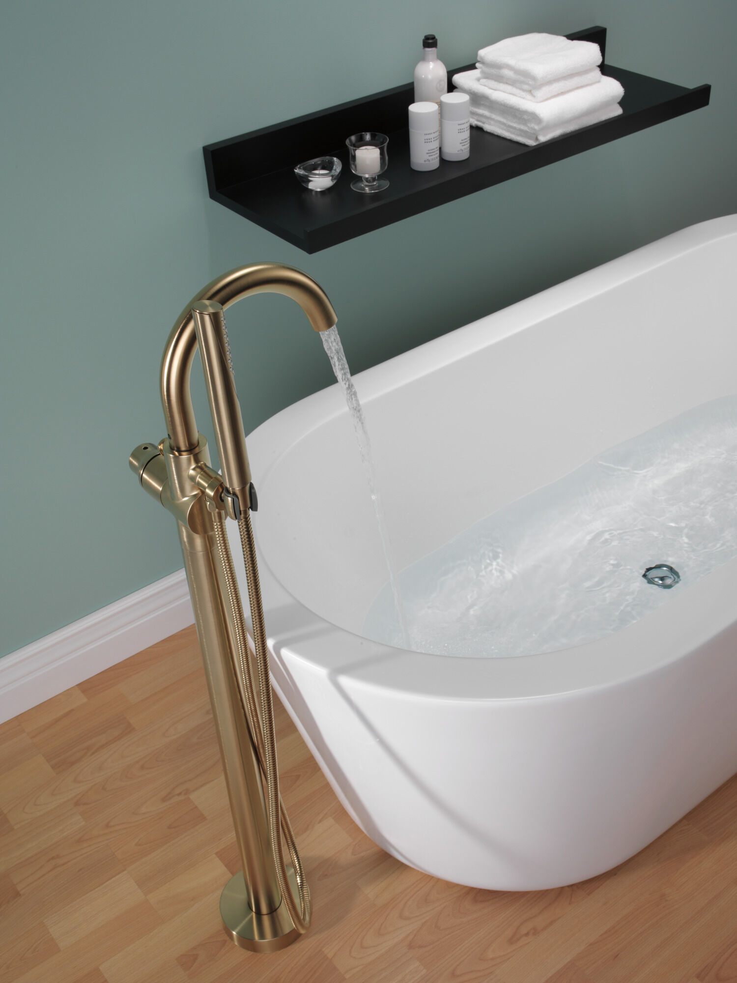 T4759-CZFL Напольная накладка для ванны с одной ручкой и ручным душем Delta Faucet Delta Шампанское бронза - Вид №8