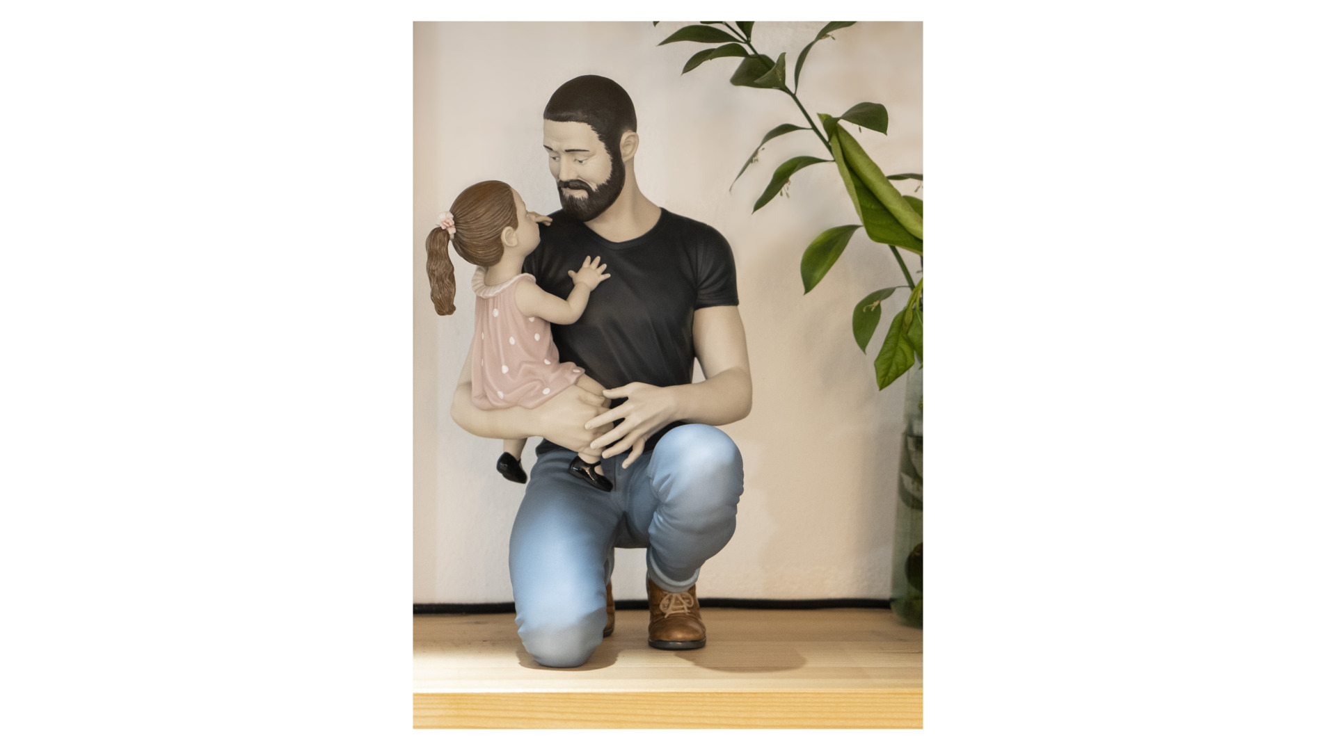 10669121 LLADRO Фигурка Lladro "В папиных объятиях" 21х35см Фарфор Lladró  - Вид №4