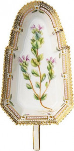 71324 Royal Copenhagen Блюдо-лист 16см "Флора Даника" Фарфор