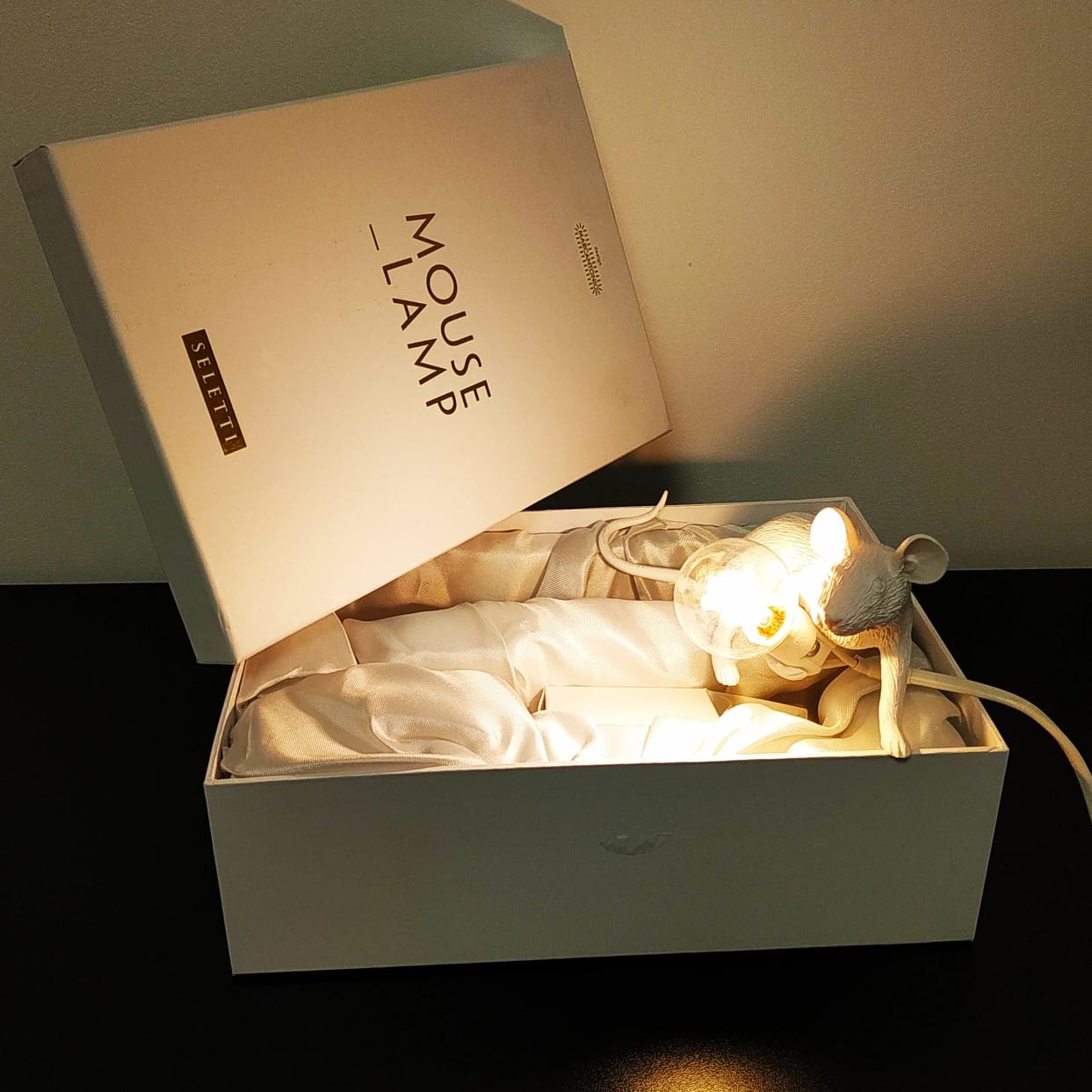 Seletti 14940 MOUSE LIE DOWN лампа настольная мышка серая 115306 - Вид №3