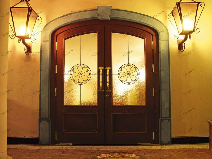 Arnaboldi Interiors Входная дверь со стеклянными панелями sun-id-1439796