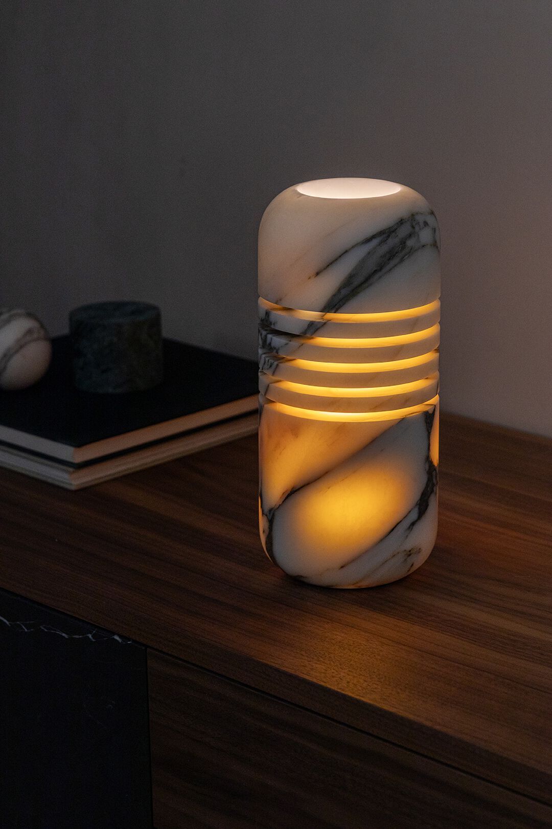 Calacatta мраморная настольная лампа Maami Home Lumi ARCH-00095511 - Вид №1