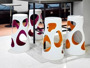 Myyour Высокий штабелируемый табурет из Poleasy® Liberty