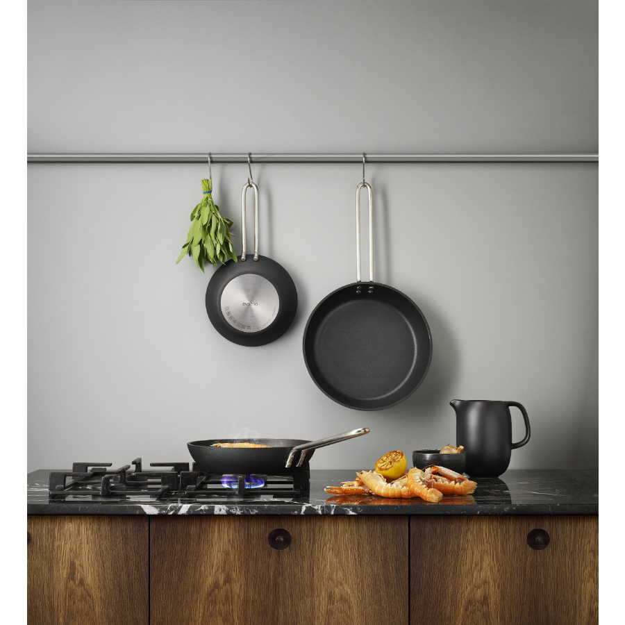 204728 Сковорода professional с антипригарным покрытием slip-let®, D28 см Eva Solo  - Вид №1