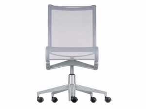 Регулируемое по высоте вращающееся офисное кресло с колесами