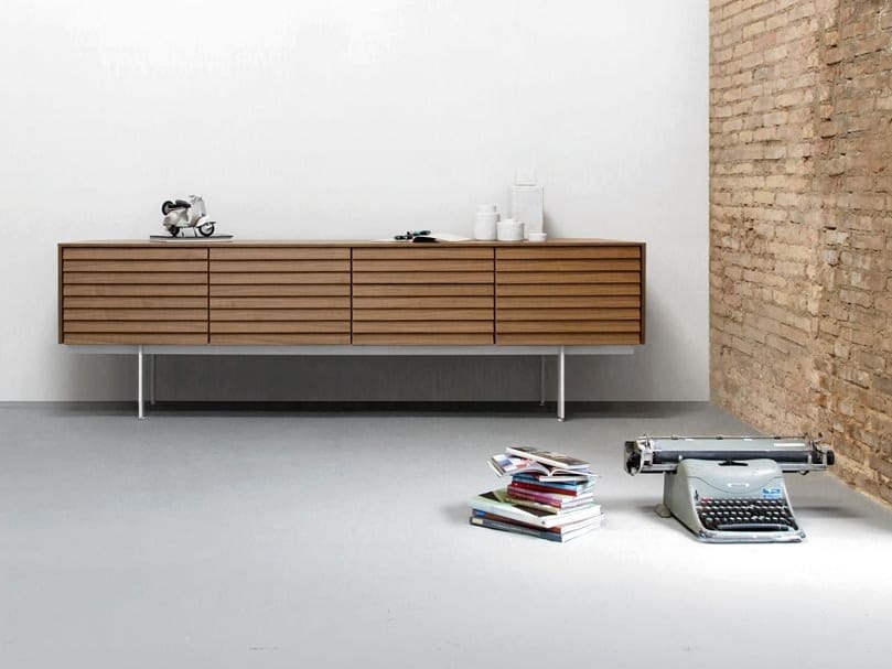 Деревянный шкаф с распашными дверями Punt Сассекс ARCH-00035164 - Вид №1