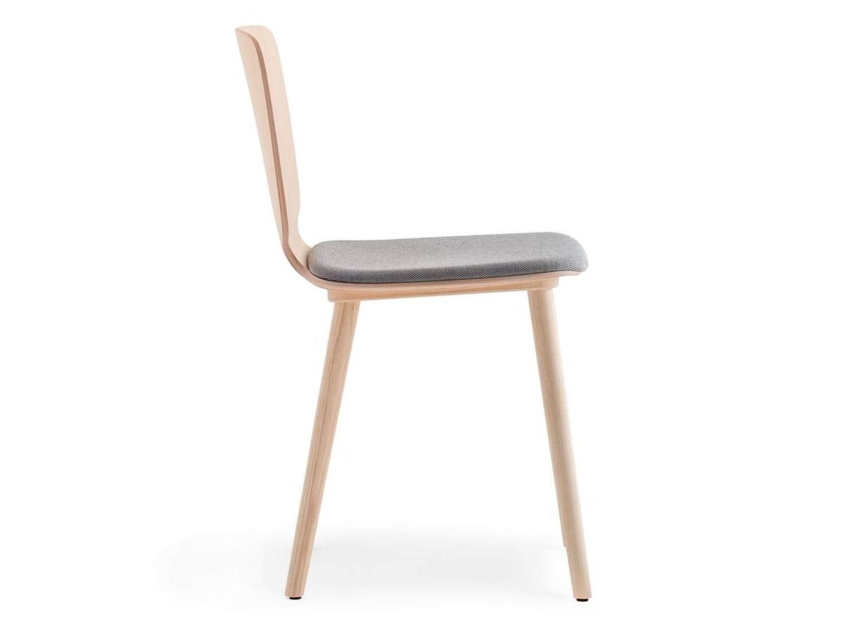Деревянный стул с мягким сиденьем Pedrali Babila ARCH-00049684 - Вид №1