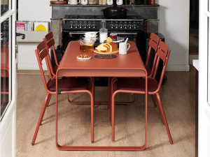 Прямоугольный садовый стол