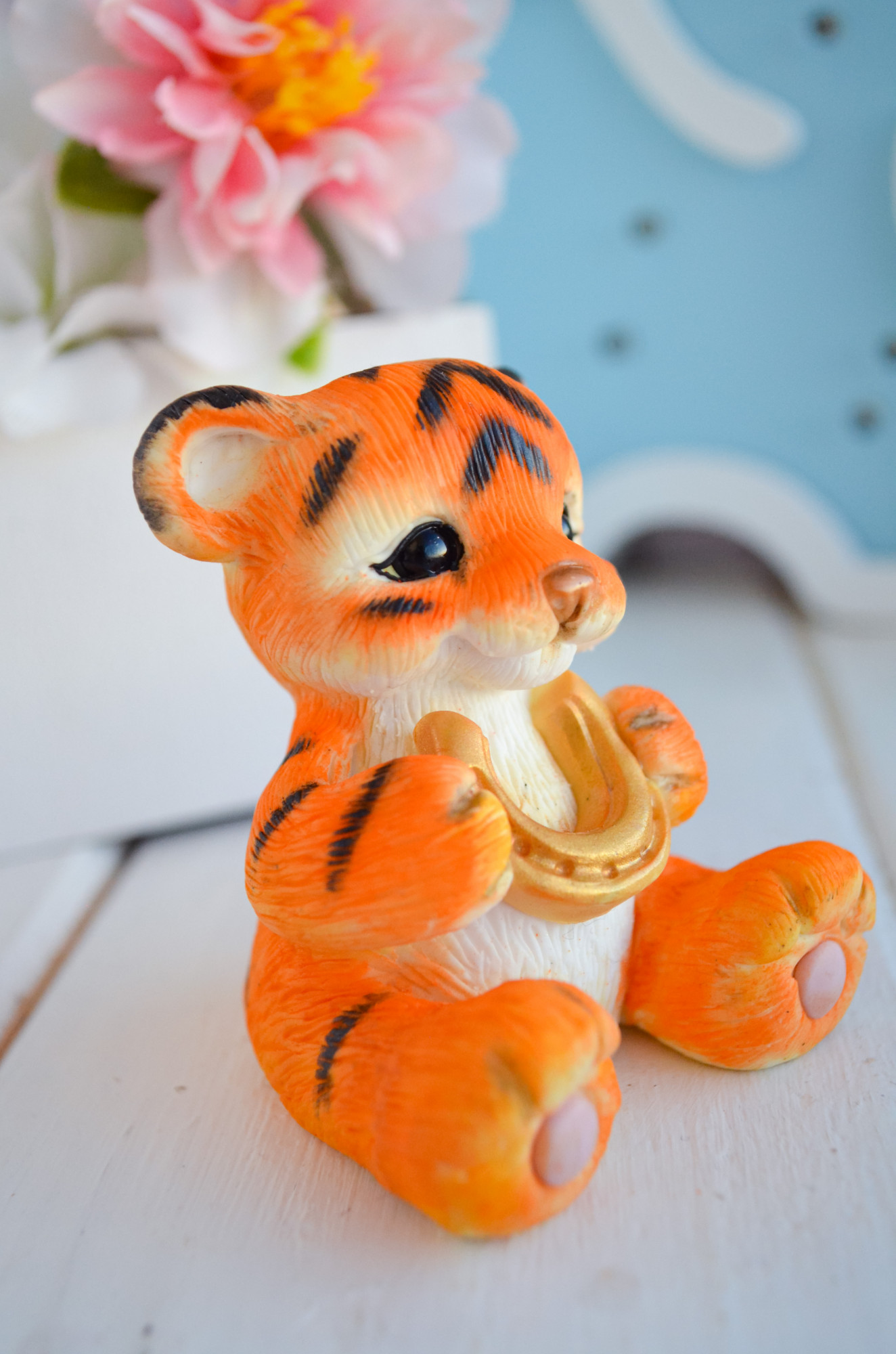 11224 Форма "Тигрёнок с подковой S" силикон HobbyPage 