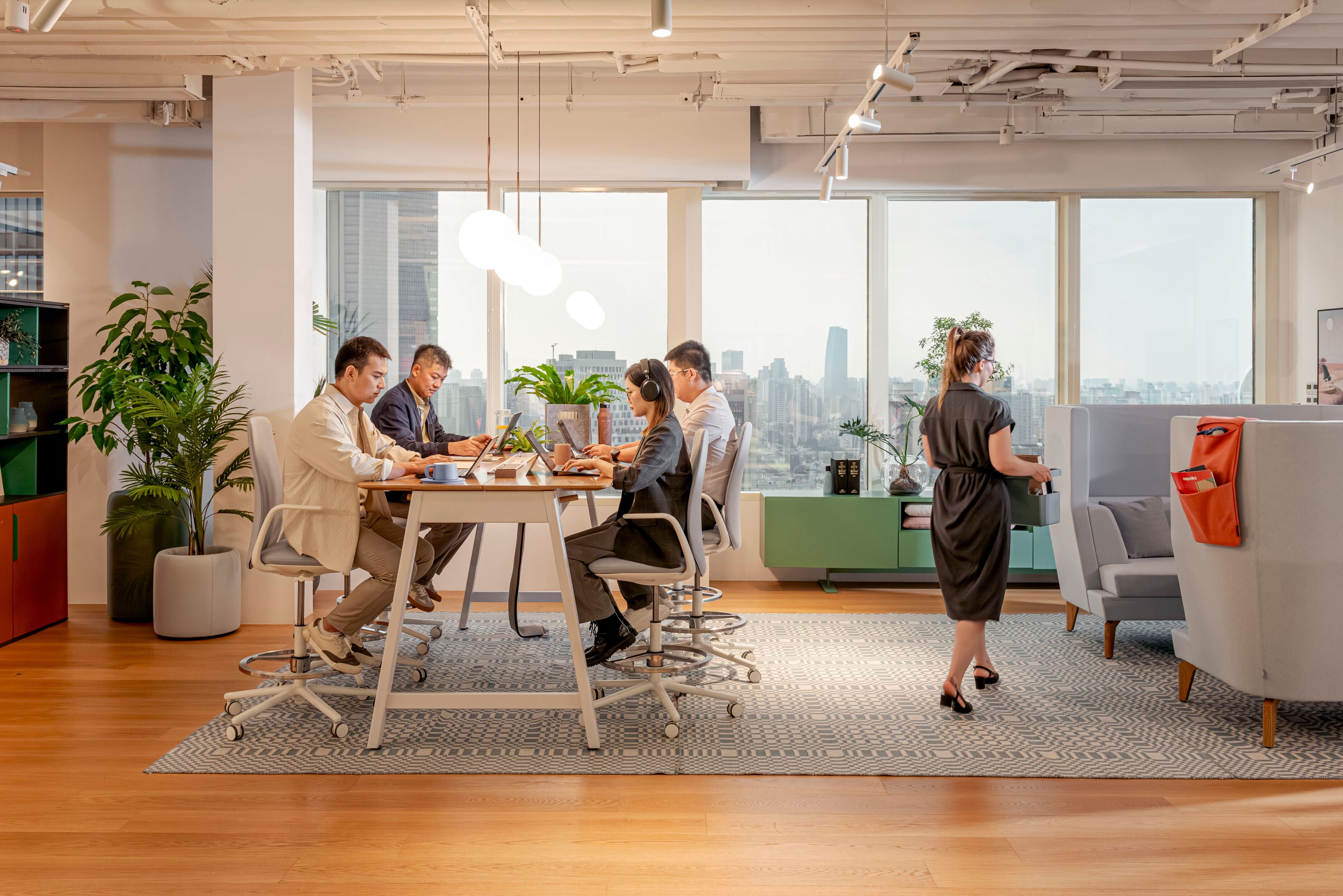 Высокий модульный стол для совещаний из меламина Haworth Intuity ARCH-00007468 - Вид №1