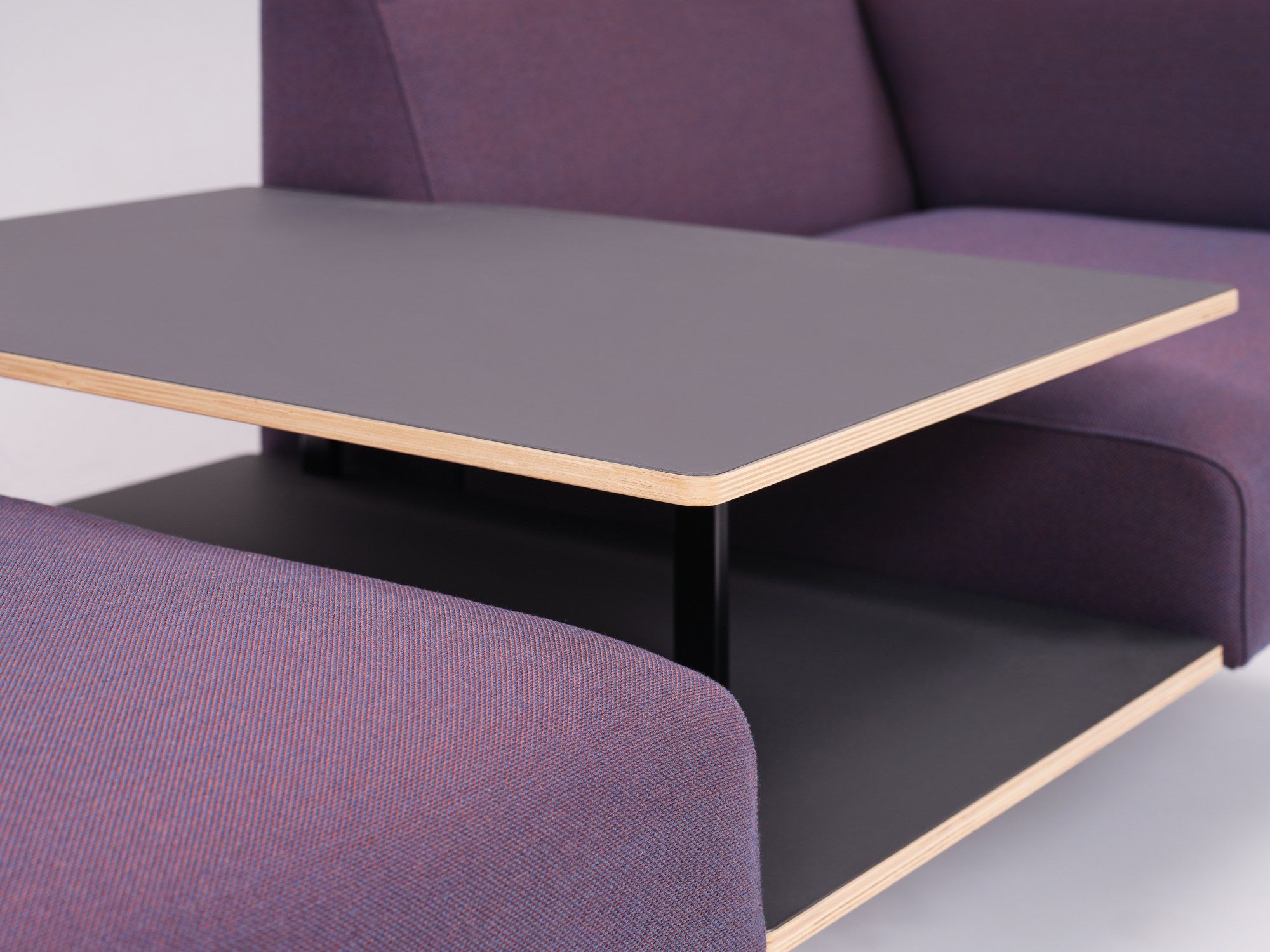 Секционный диван из ткани с огнестойкой обивкой Intuit by Softrend Sans ARCH-00004811 - Вид №1