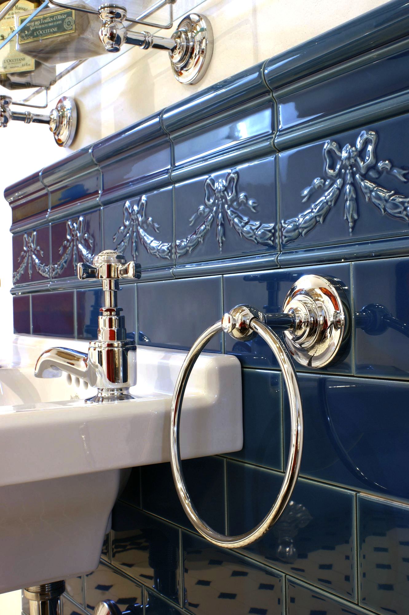 Traditional bathrooms Винтажное кольцо для полотенца Tb602.nk Латунь / фарфор  - Вид №3