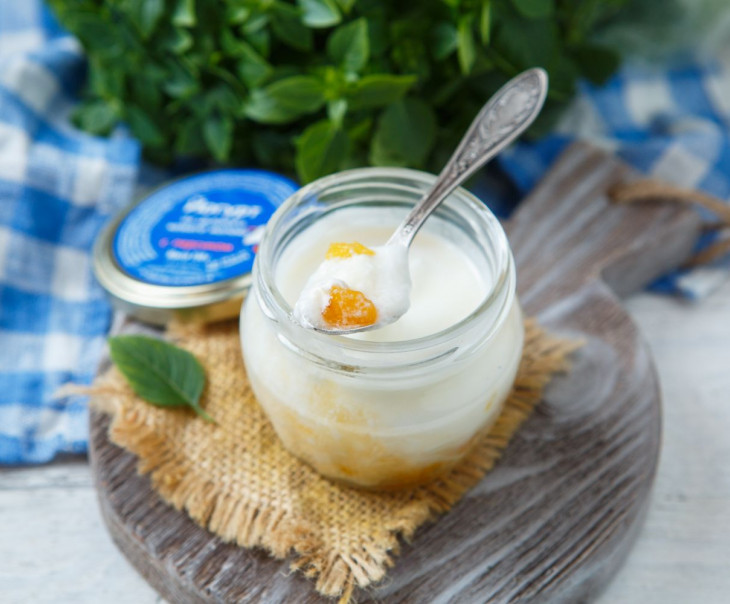 467 Йогурт из козьего молока с персиком 2,8-5,5% Вкусляндия 