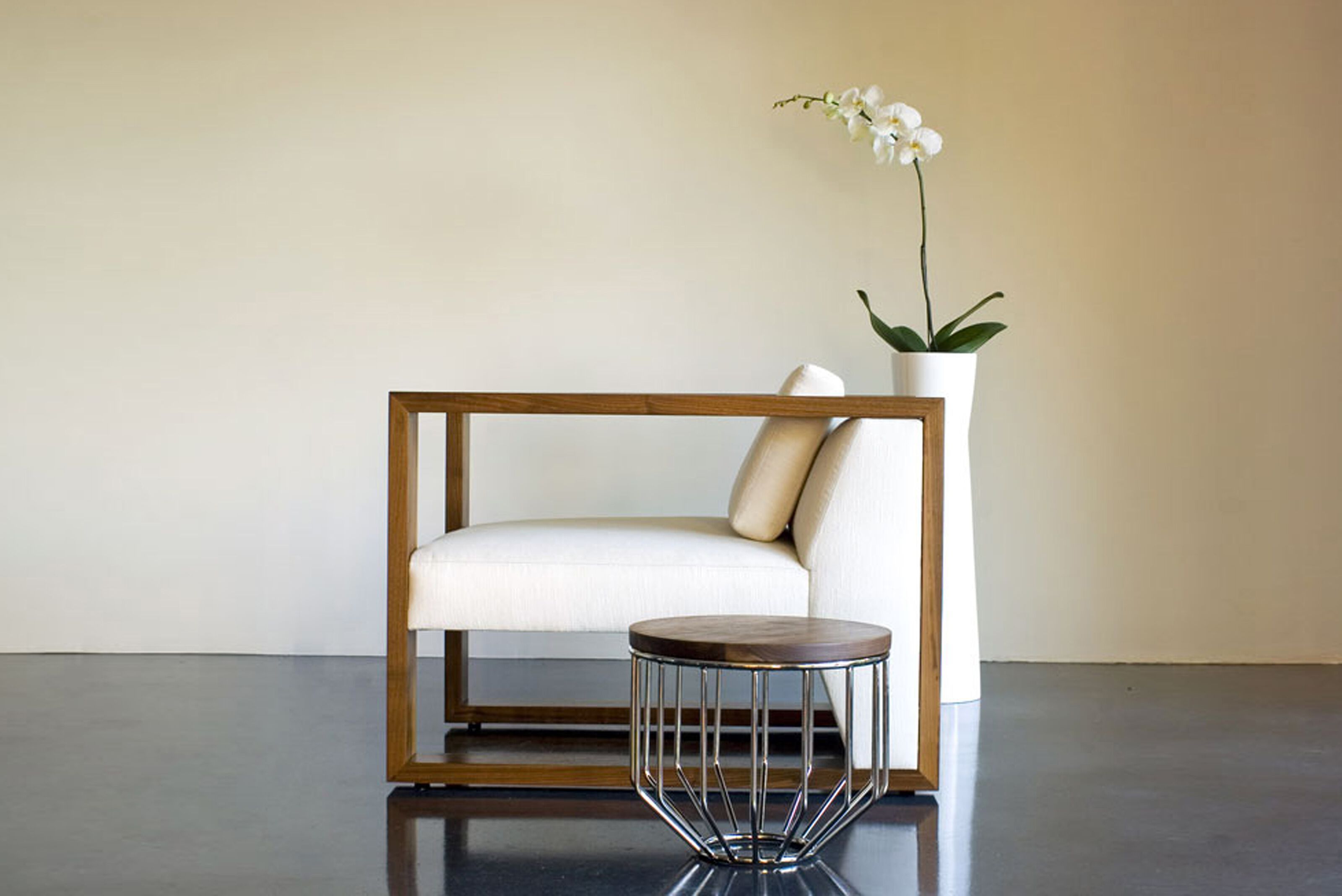 Тканевое кресло с подлокотниками Phase Design Maxell ARCH-00081148 - Вид №1