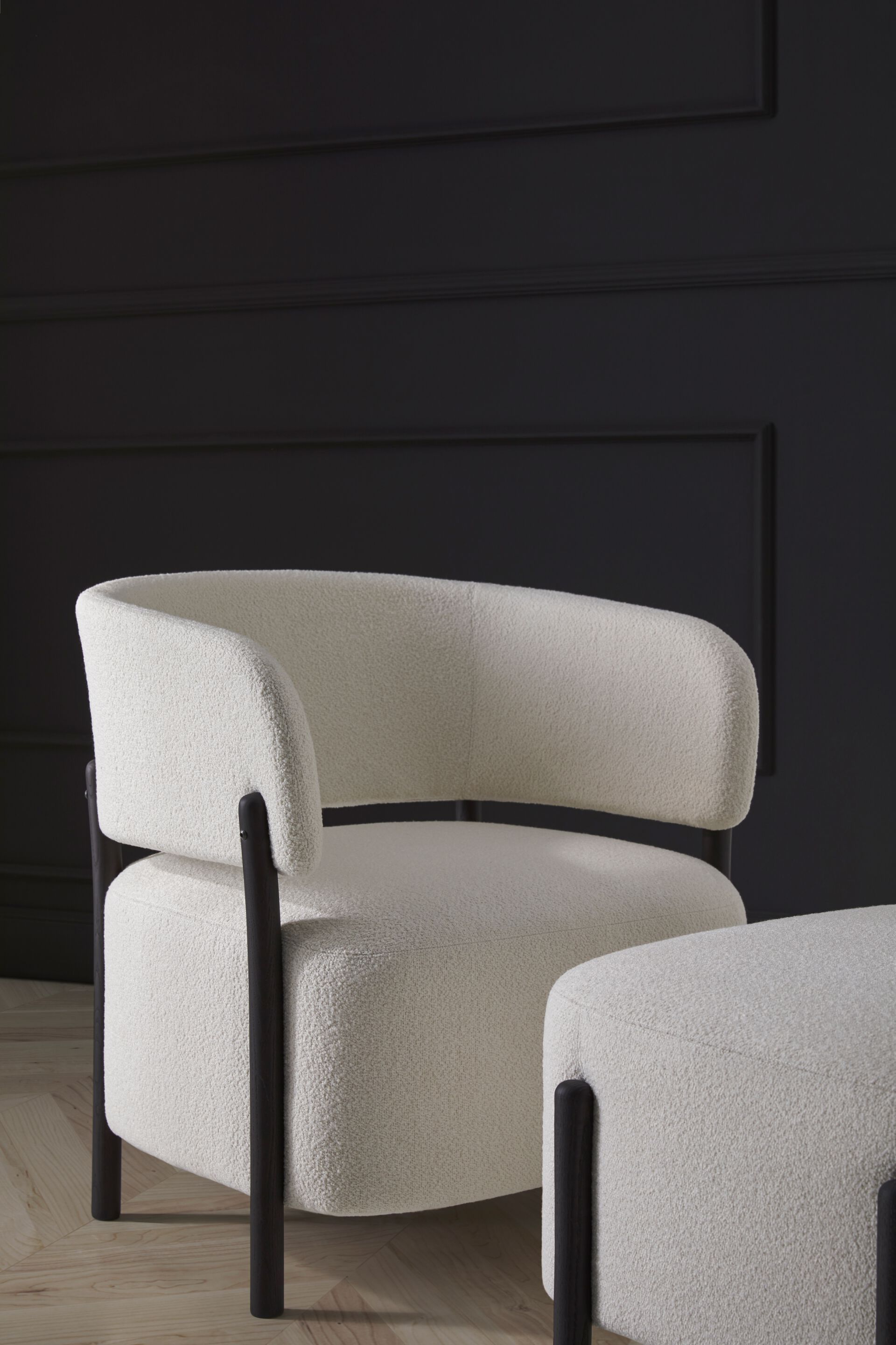 Тканевое кресло с подлокотниками Blasco&Vila RC Wood ARCH-00010482 - Вид №6