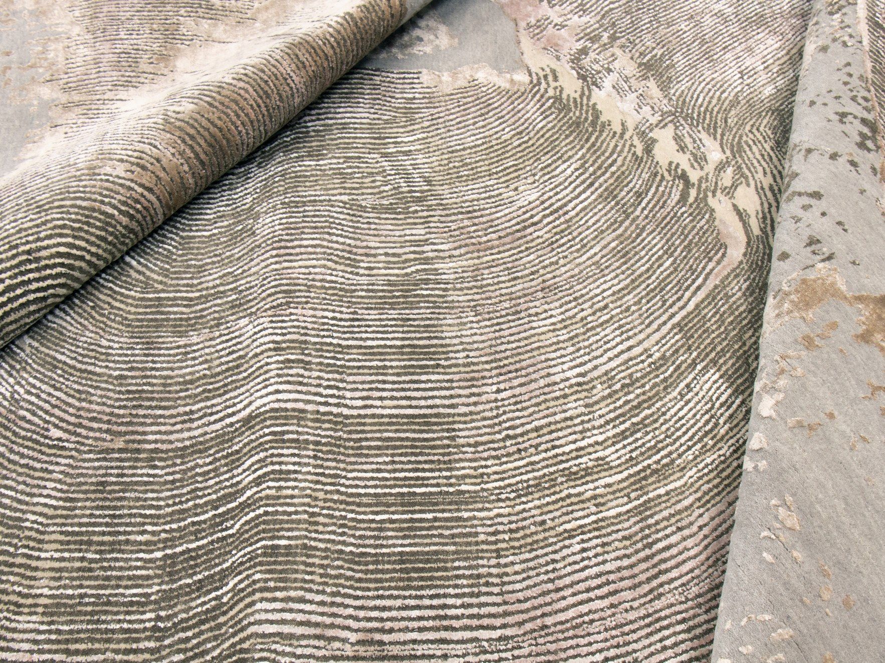 Бамбуковый Шелковый прямоугольный ковер ручной работы Edition Bougainville Inspiration ARCH-00099591 - Вид №1