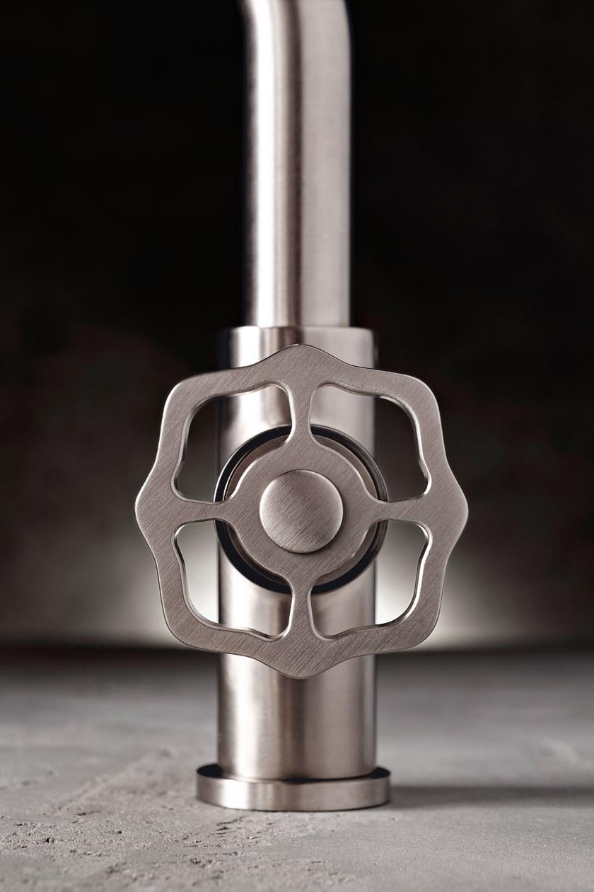 GRAFF Смеситель для раковины на столешницу, одно отверстие Vintage 5365850 - Вид №1