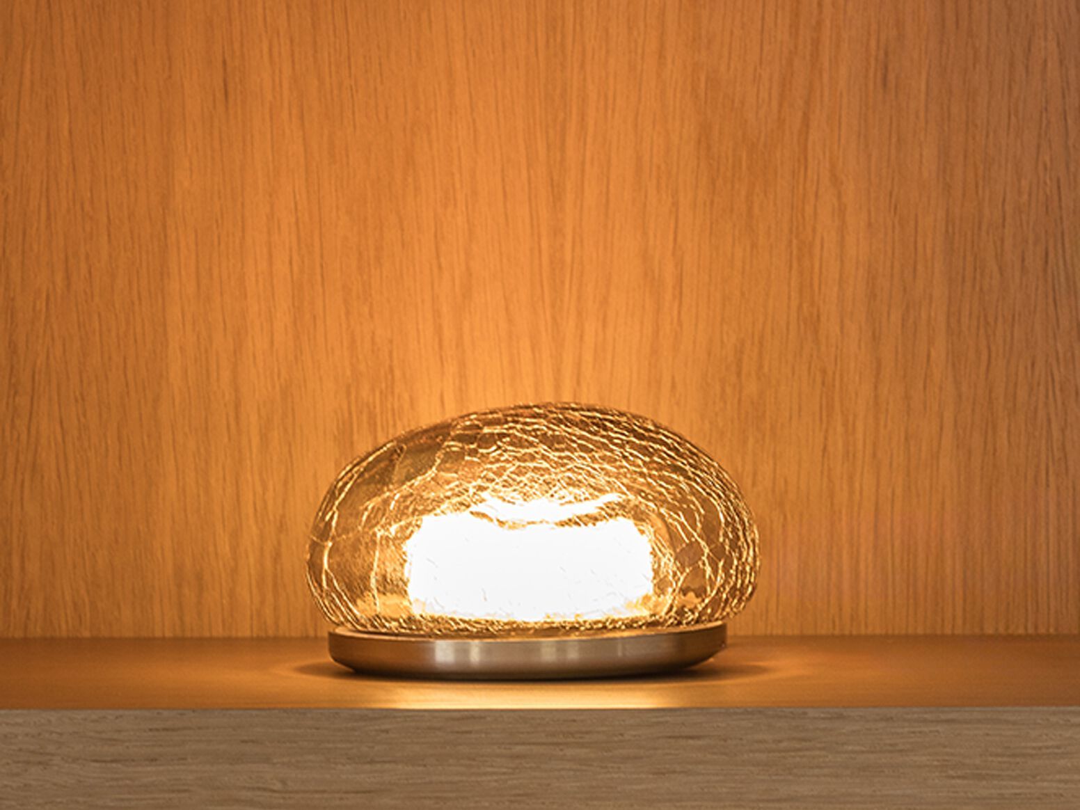 Стеклянная светодиодная настольная лампа ADesignStudio Roe ARCH-00027564