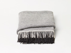 Однотонный плед из альпаки