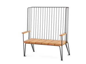 Стальная и деревянная скамья со спинкой