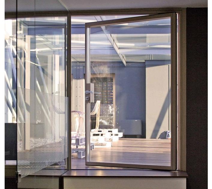 CARMINATI SERRAMENTI Деревянная поворотная дверь Skyline system sun-id-1398245 - Вид №2