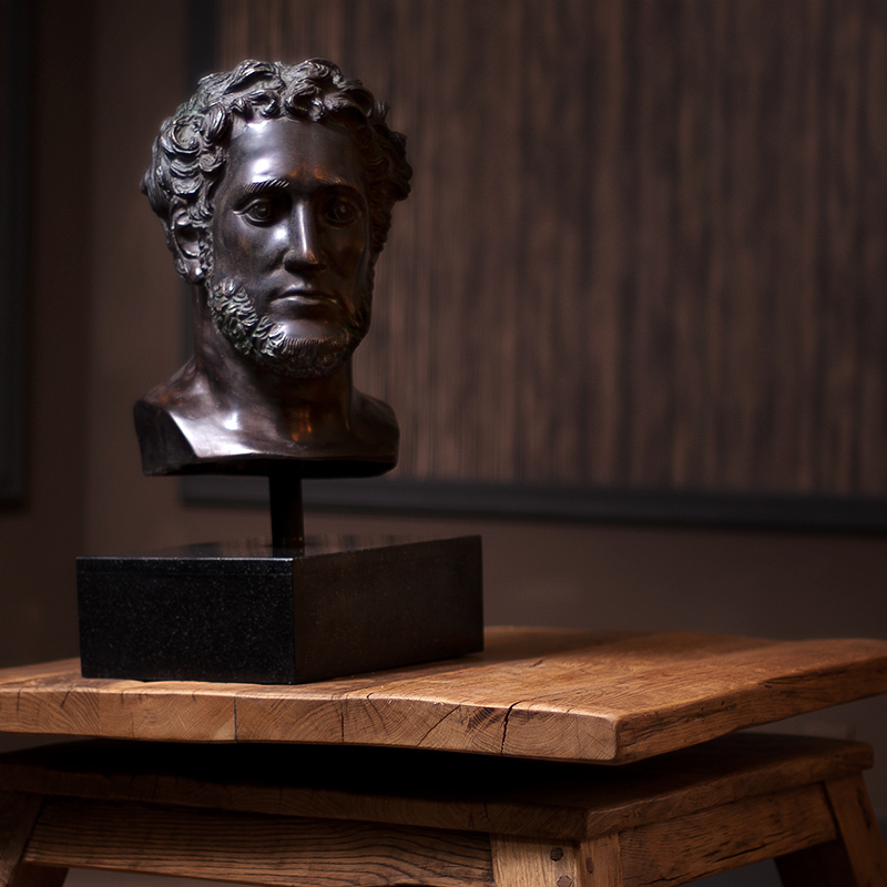 Статуэтка декоративная 60х35 см бронзовая Head Alexandrie EICHHOLTZ EICHHOLTZ 062737 Бронза;черный  - Вид №3