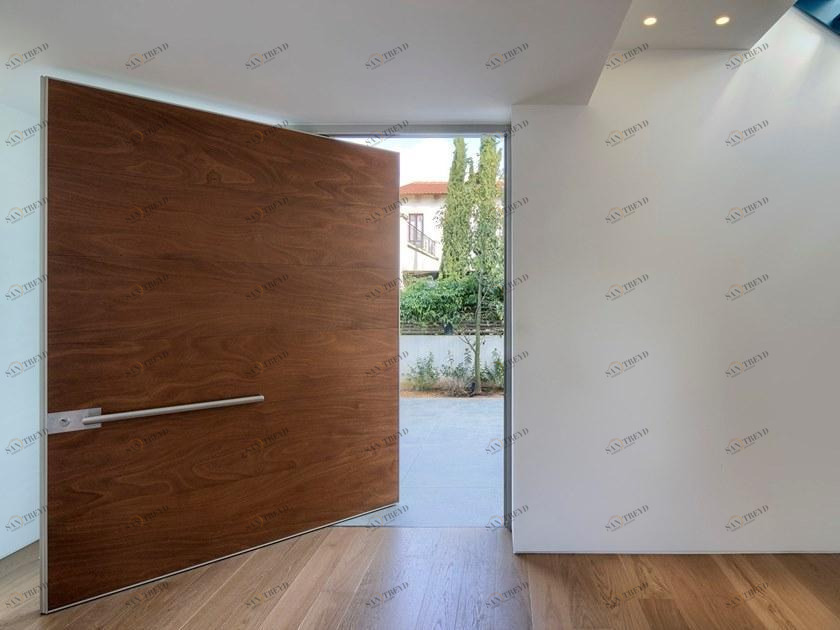 OIKOS VENEZIA Распашная бронированная деревянная входная дверь Synua sun-id-1468014