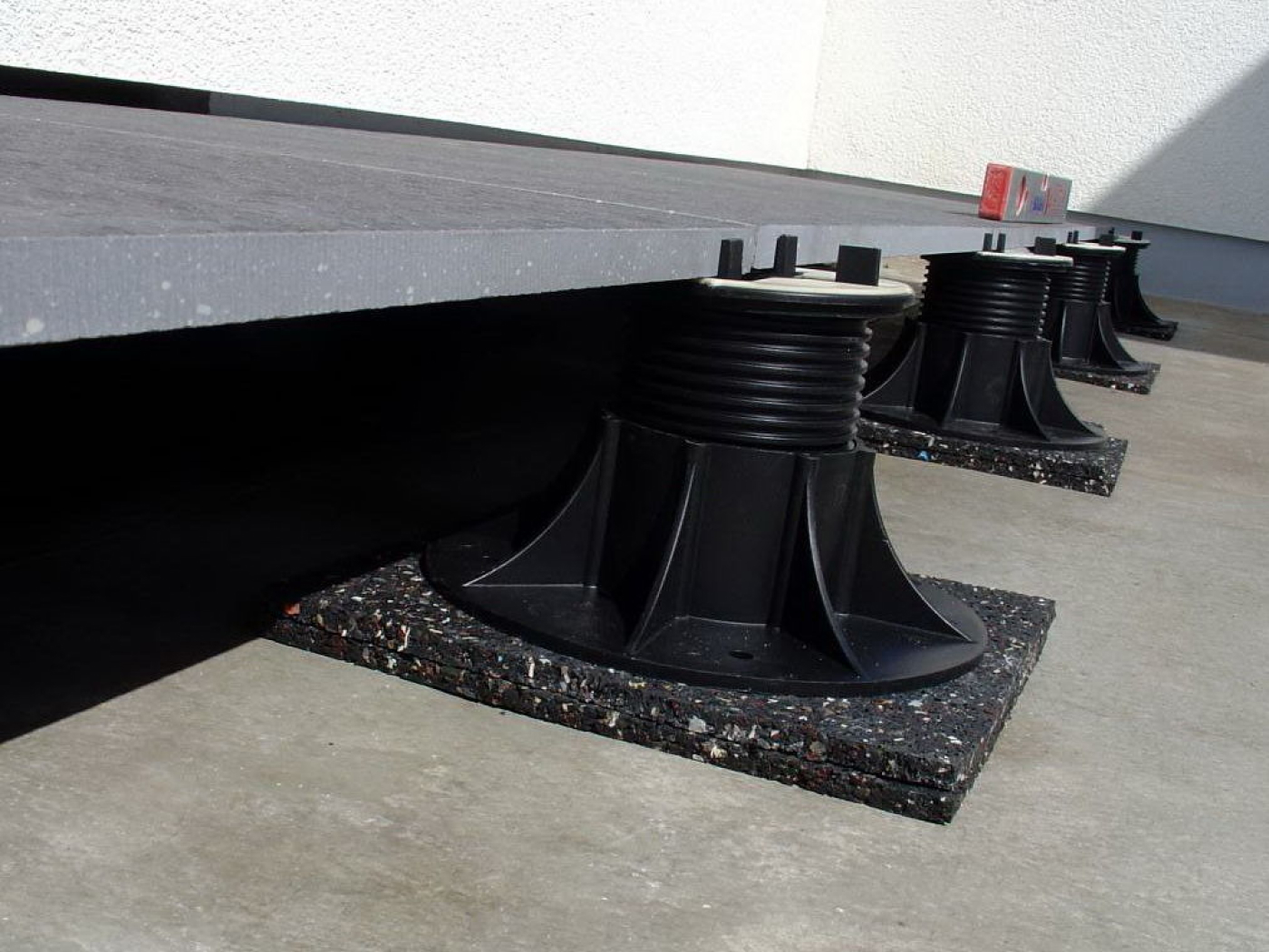 20020004IS Подложки под опоры и лаги IsoSafe и IsoSafe hard Alegria  - Вид №2