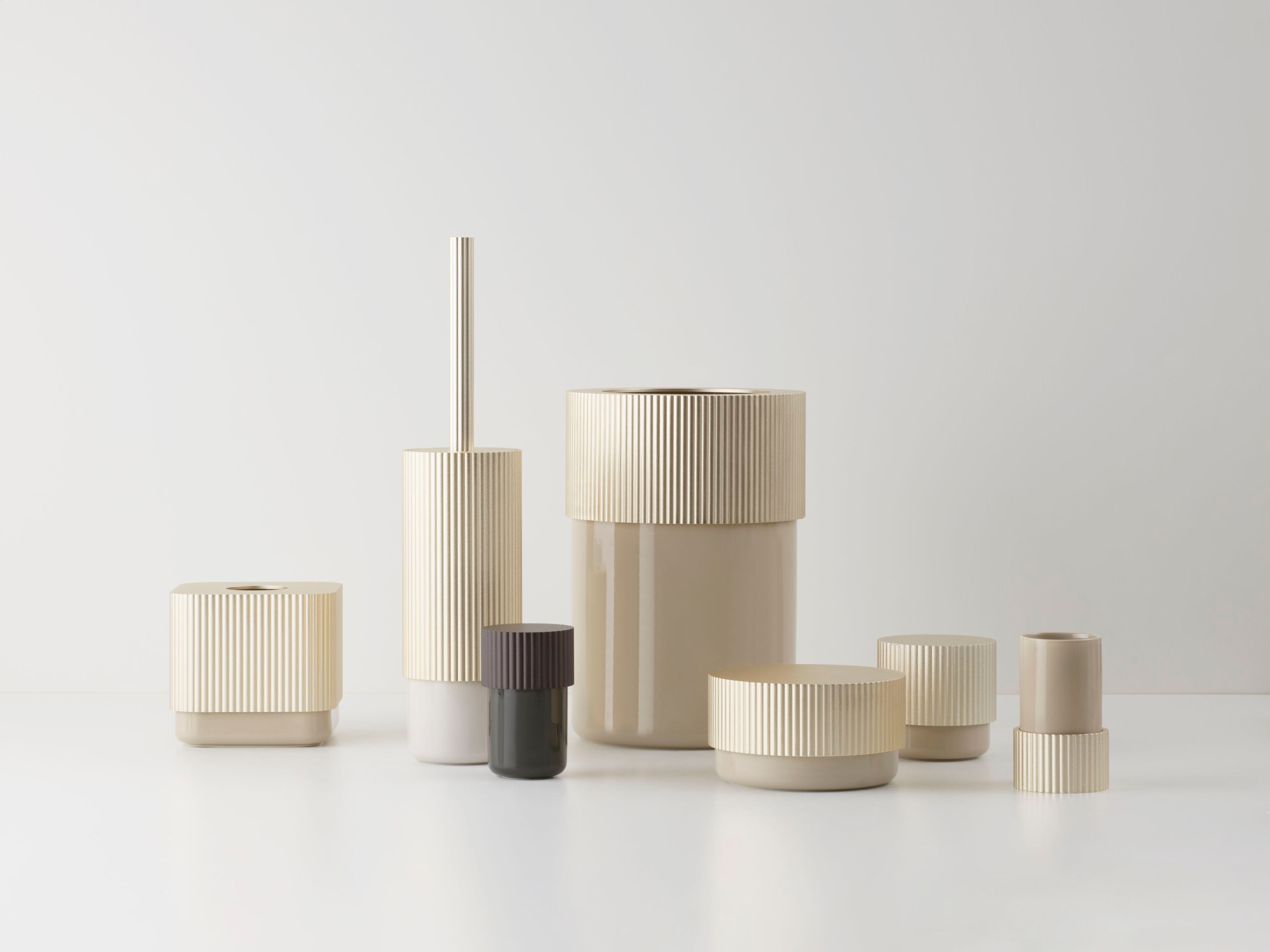 Алюминиевая настенная туалетная щетка Decor Walther Of.Line ARCH-00051591 - Вид №6