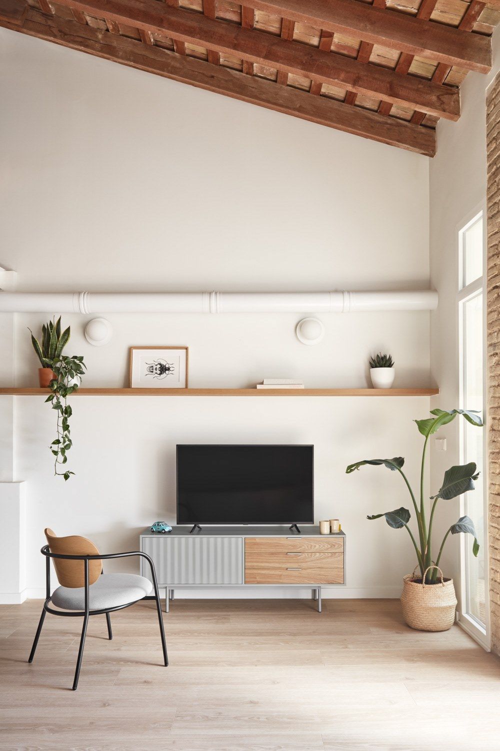 Шкаф для телевизора из МДФ с распашными дверцами и ящиками TEULAT Sierra ARCH-00064536 - Вид №25