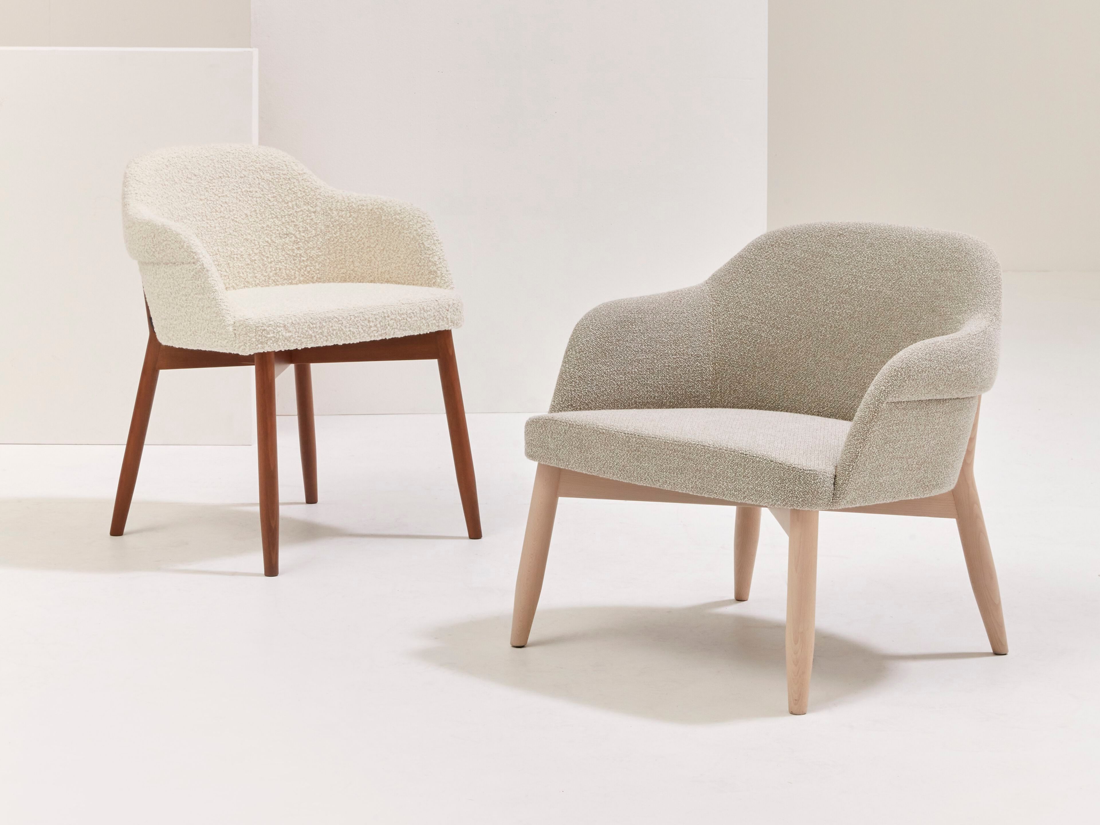 Кресло из бука с подлокотниками Billiani Spy ARCH-00013538 - Вид №1