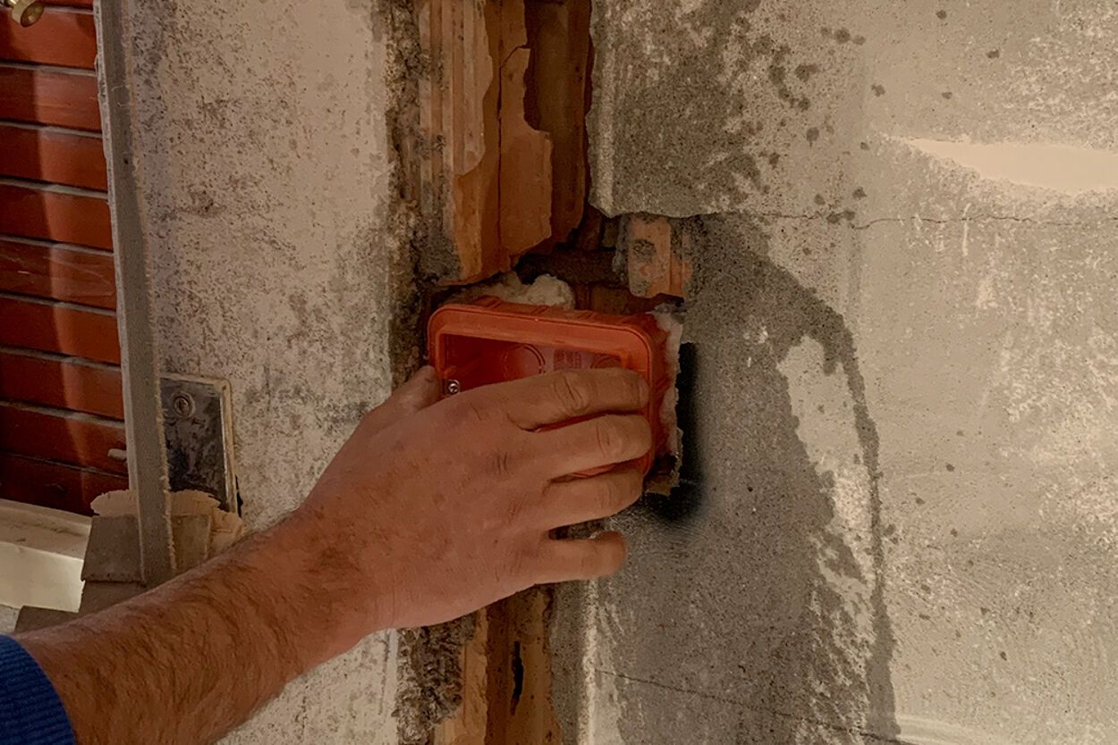 Электрический пенополиуретан с быстрым захватом FISCHER Schiuma poliuretanica ARCH-00137491 - Вид №2