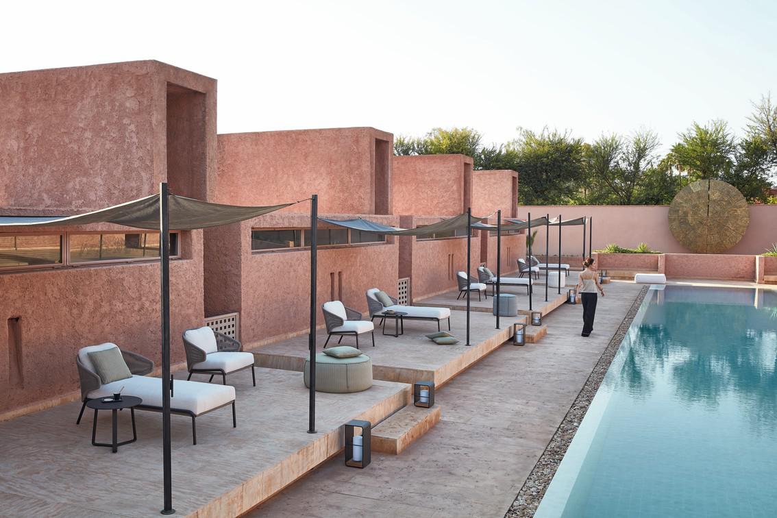 MNST321 Шезлонг лава бронза Manutti Radius - Вид №17