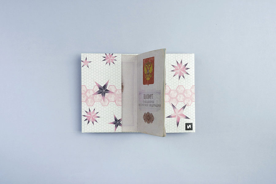 NС-024 Обложка на паспорт new beefly, пчелка New wallet  - Вид №2