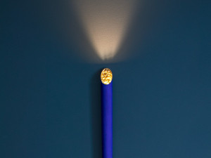 Металлический светодиодный настенный светильник