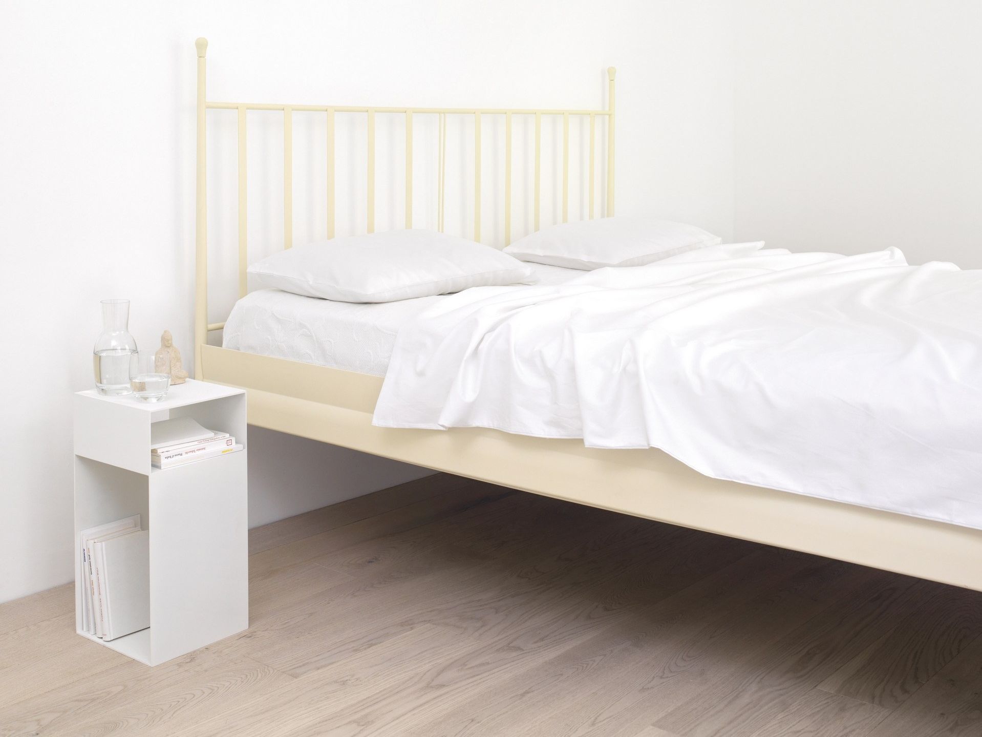 Алюминиевый журнальный столик Schonbuch ARCH-00079292 - Вид №1