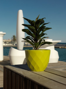 073049 Кашпо Nano матовое бежевое 15см Vondom Vases