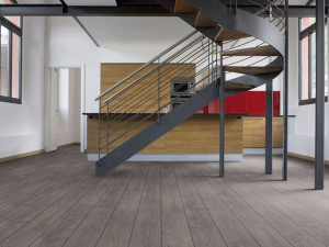 Ламинат под дерево