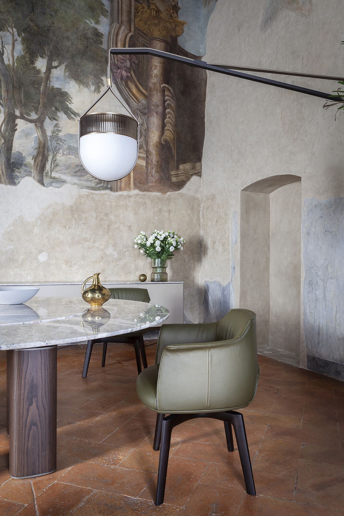 Кожаное вращающееся кресло с подлокотниками Poltrona Frau коллекция-диваны и кресла ARCH-00012687 - Вид №7