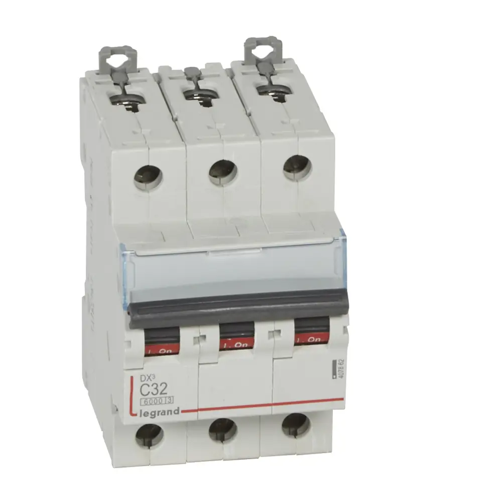 Автоматический выключатель Legrand DX3 3P С32A 10 кА 82153287 STLM-2091858 