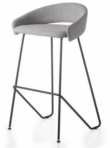 Kastel Высокий табурет из ткани с подставкой для ног